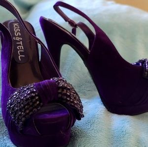 Kiss&tell purple sling back heel